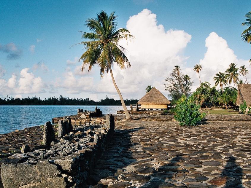 Pension Fare Maeva Huahine Exteriör bild